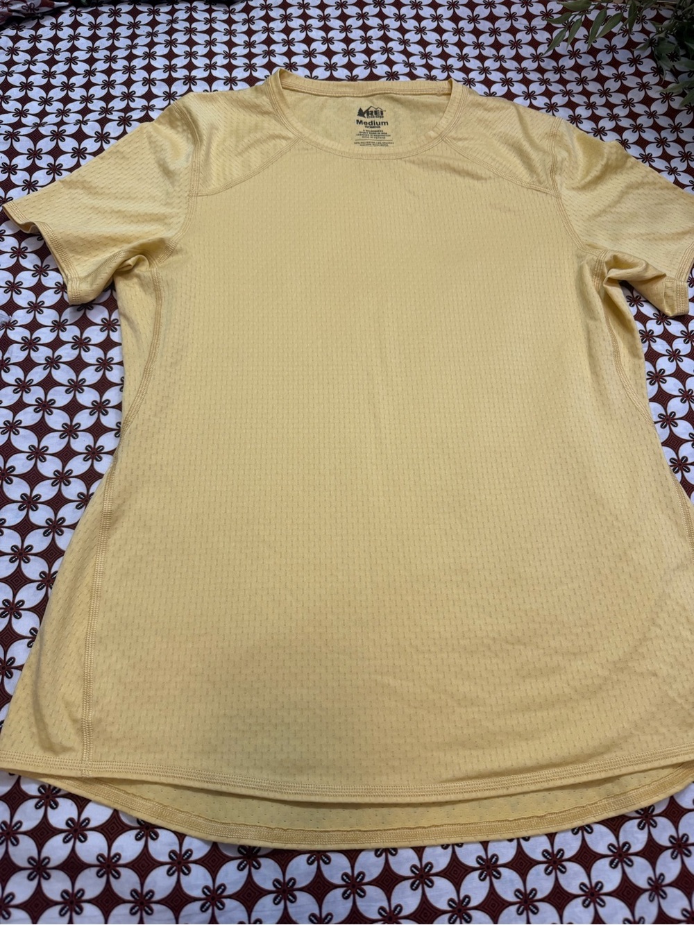 REI Women's Short Sleeve Performance Tee in Light Yellow